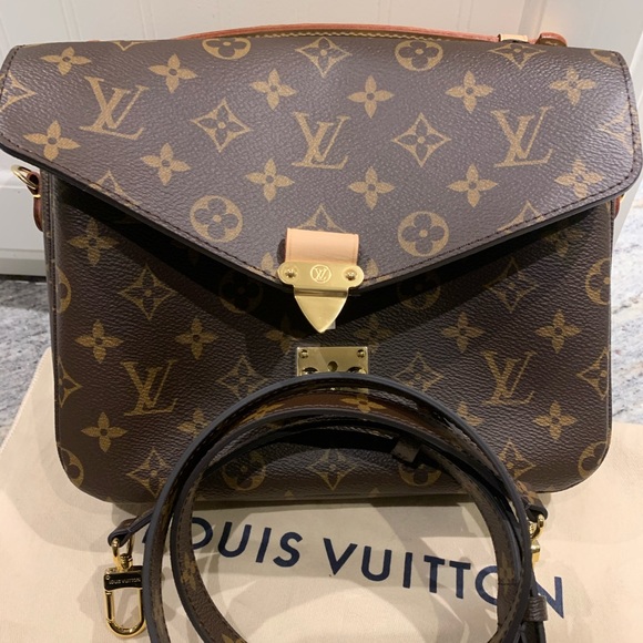 Louis Vuitton Handbags - Louis Vuitton Pochette Métis